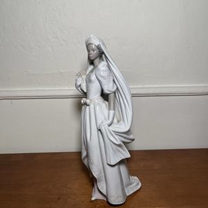 Lladro Figurine "The Black Bride" Black Legacy Collection #5439, Rare, Beautiful